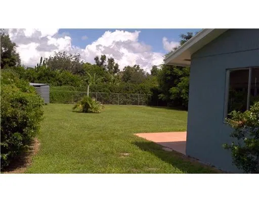  Residence photo 4