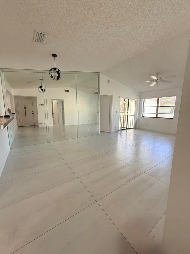  Unit 203 photo 5