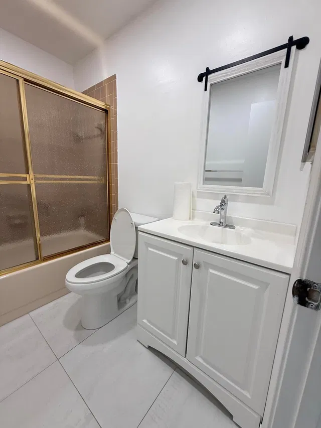 Unit 203 photo 17