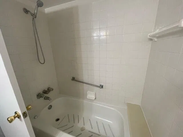  Unit F2 photo 12
