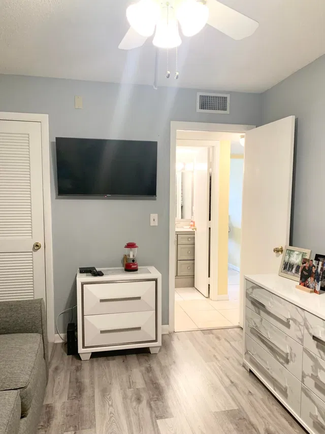 Residence photo 34