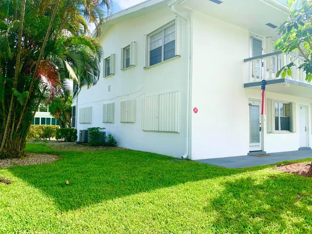 Residence photo 37