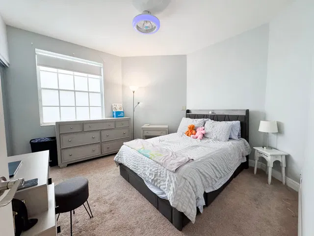  Residence photo 17
