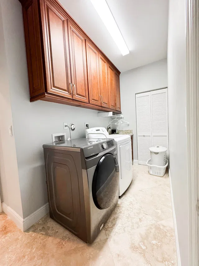  Residence photo 19