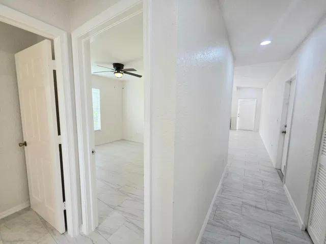 Residence photo 10