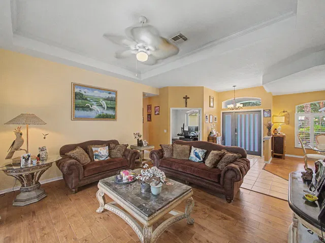 Residence photo 6