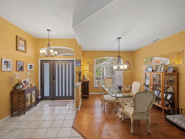 Residence photo 11