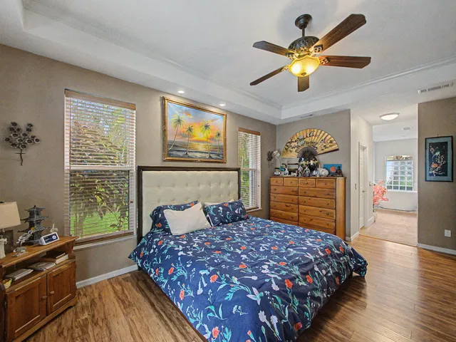 Residence photo 23