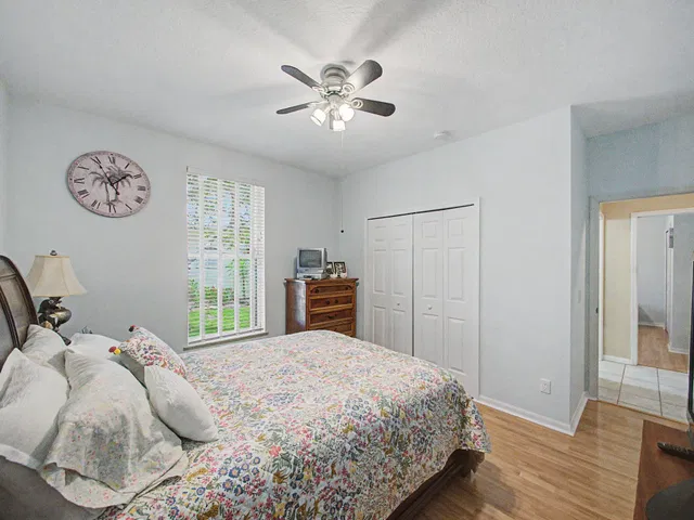 Residence photo 28
