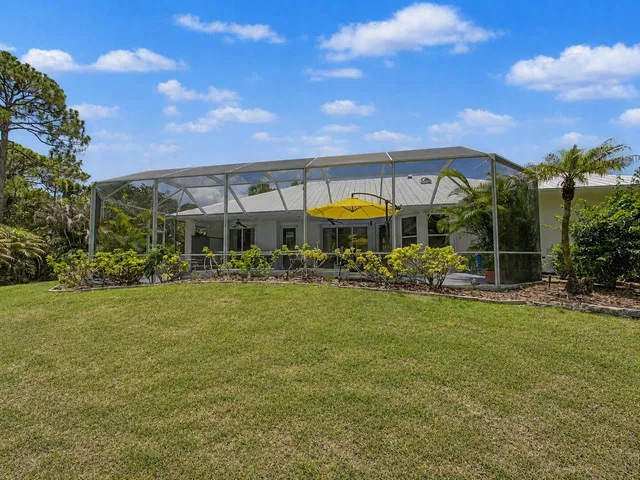 Residence photo 51