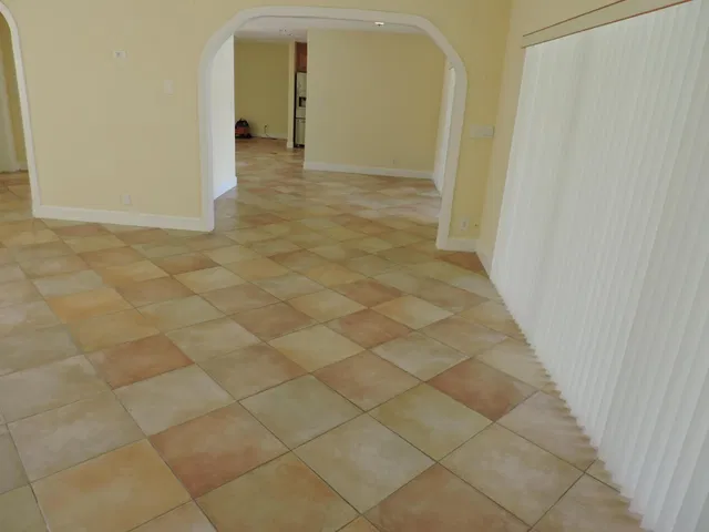  Residence photo 8