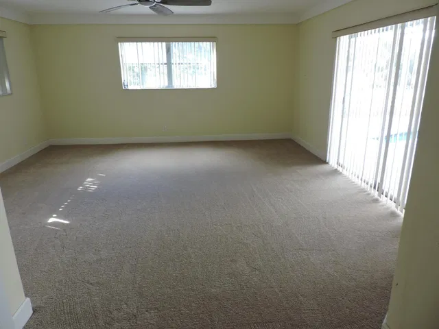  Residence photo 11