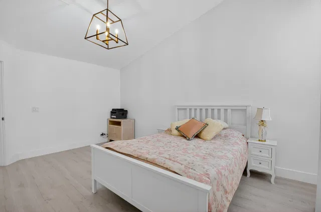 Unit 2020 photo 19