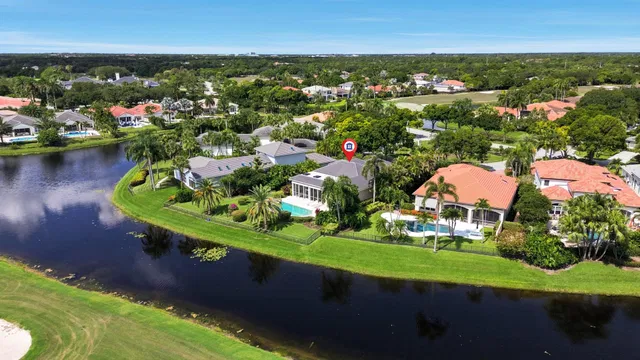 Admirals Cove Residence photo 3
