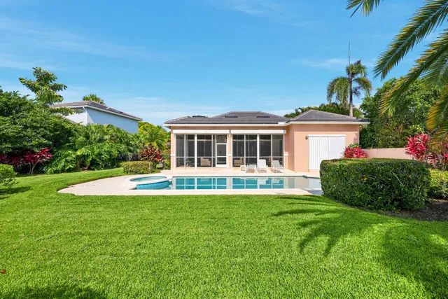 Admirals Cove Residence photo 6