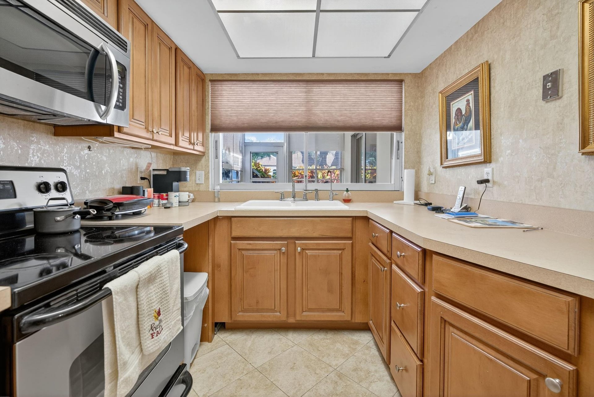 Unit 133 photo 5