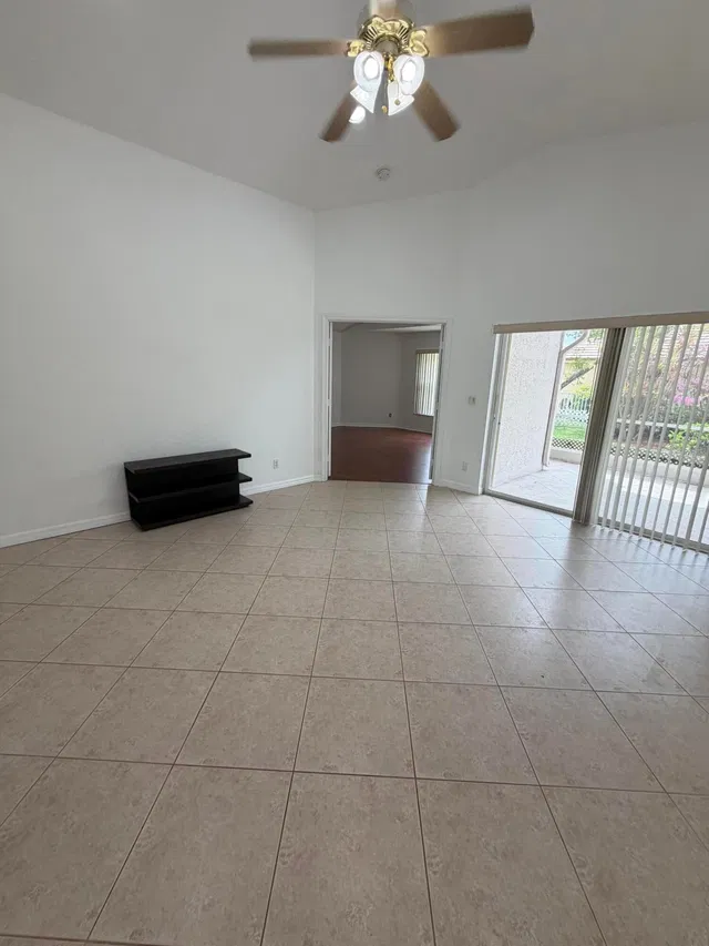 Residence photo 10