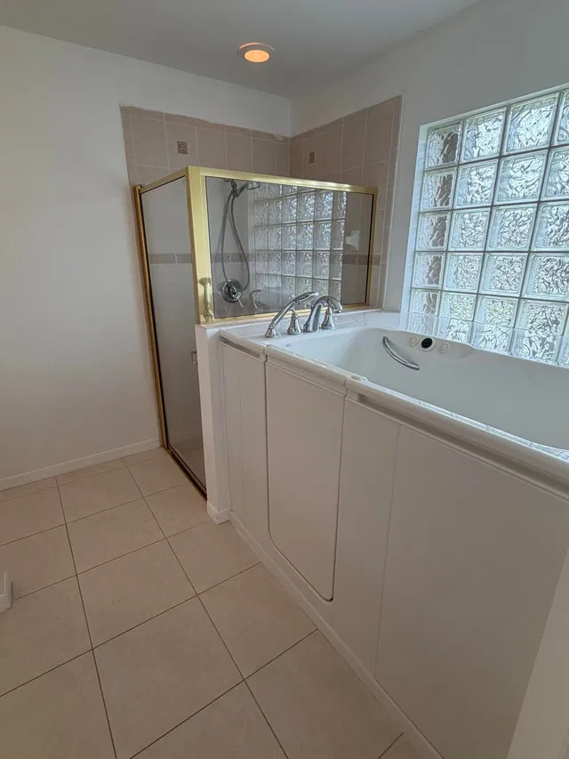 Residence photo 14