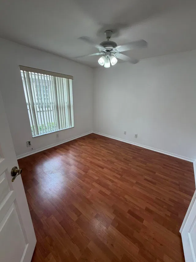 Residence photo 15