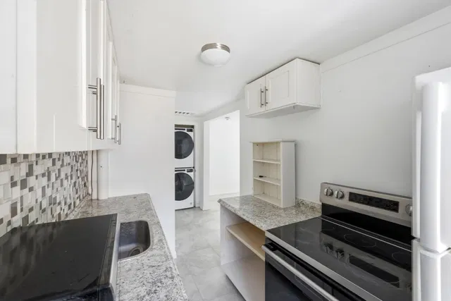 Residence photo 31