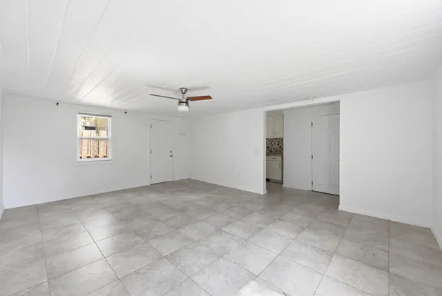 Residence photo 33