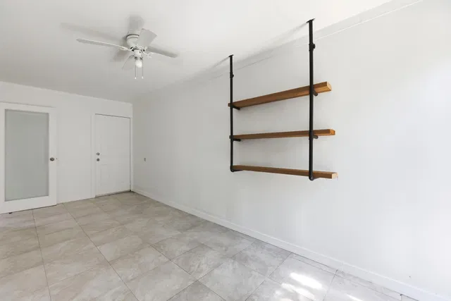 Residence photo 36