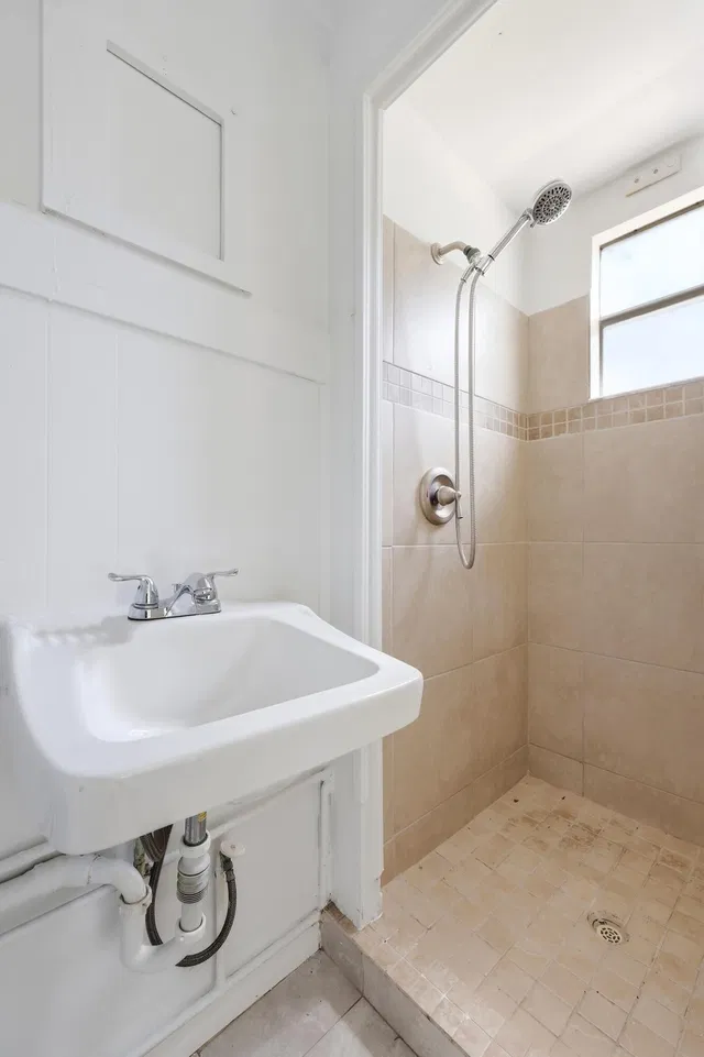 Residence photo 38
