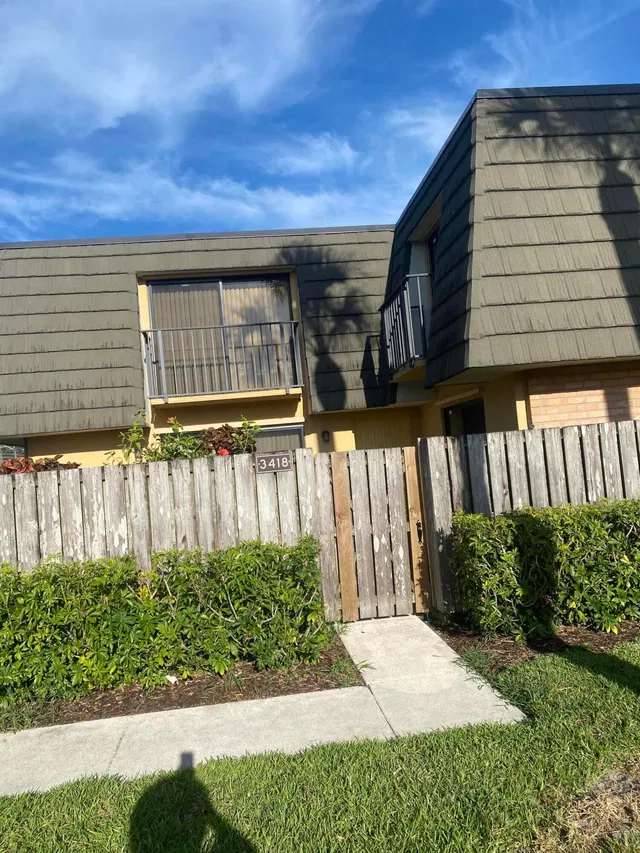 Residence photo 4