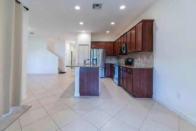 Residence photo 13