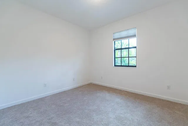 Residence photo 15