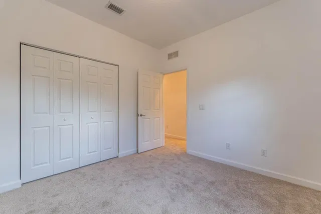 Residence photo 25