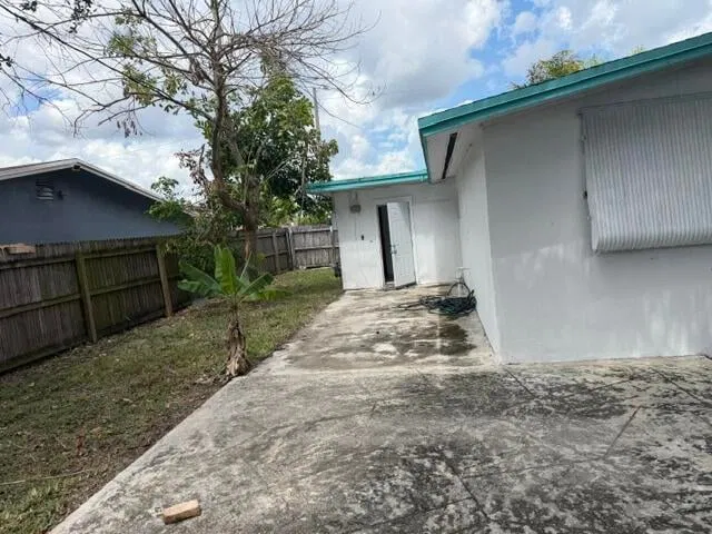  Residence photo 12
