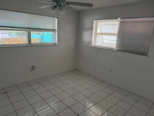  Residence photo 36