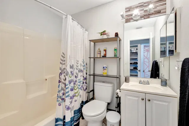 Residence photo 25