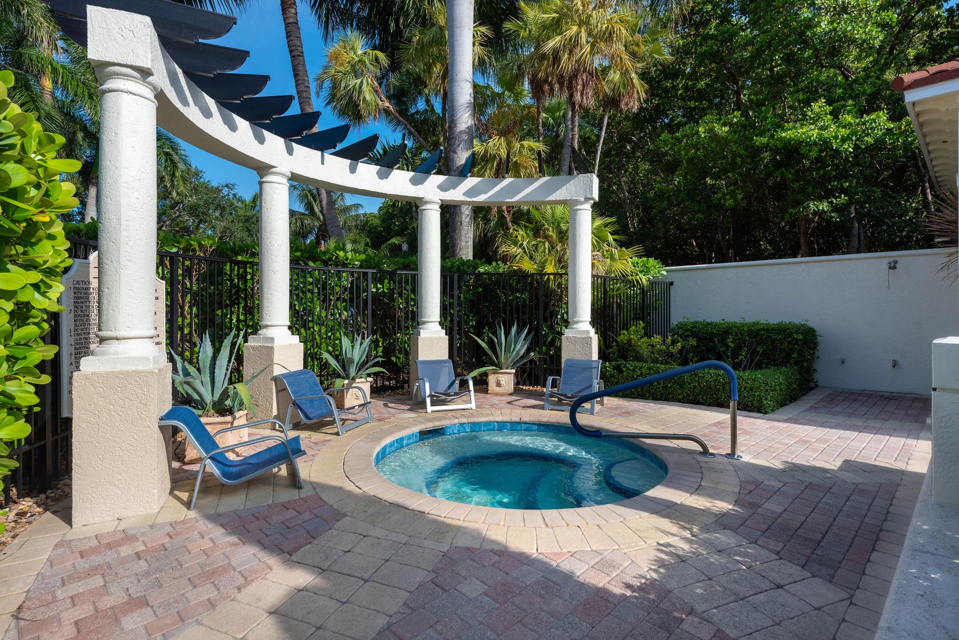 Residence photo 26