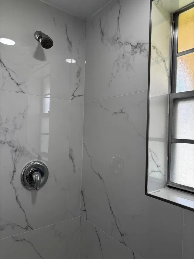  Unit 204 photo 6