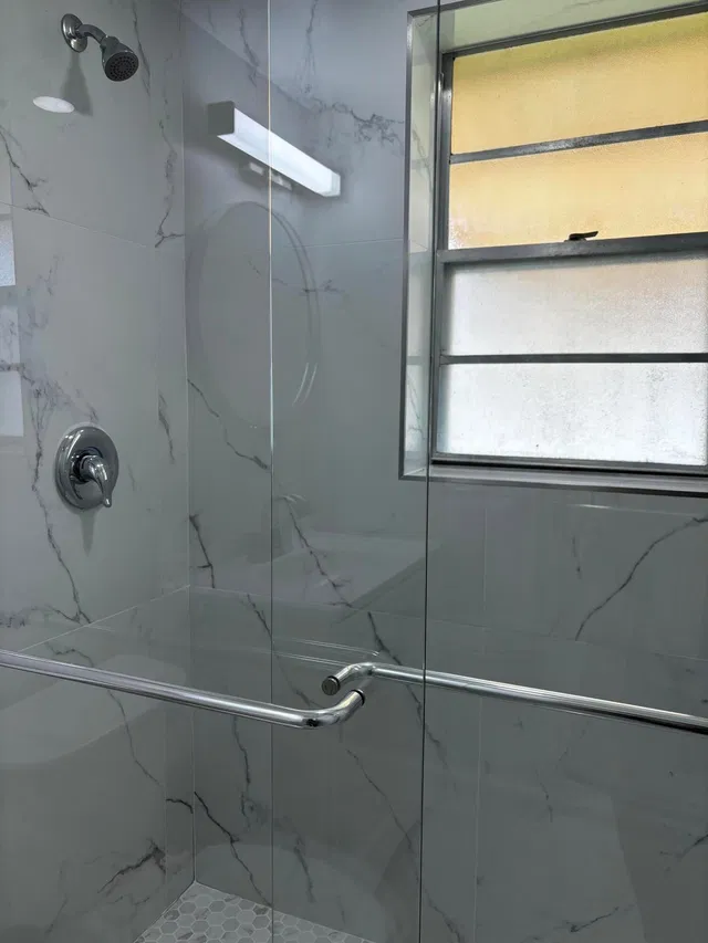  Unit 204 photo 7