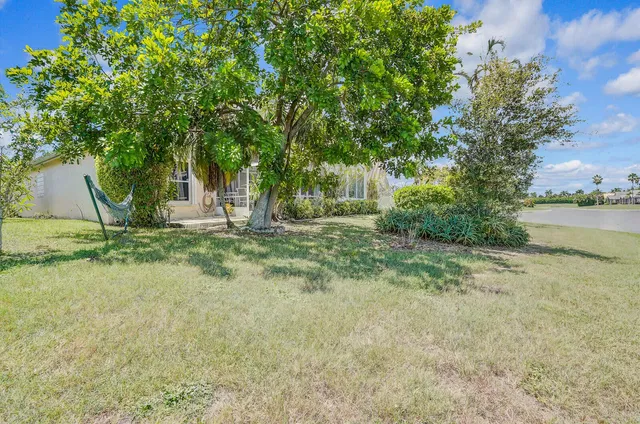 Residence photo 33