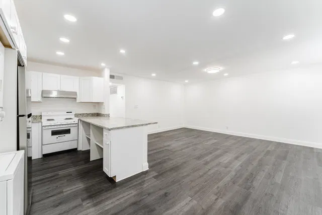  Residence photo 9