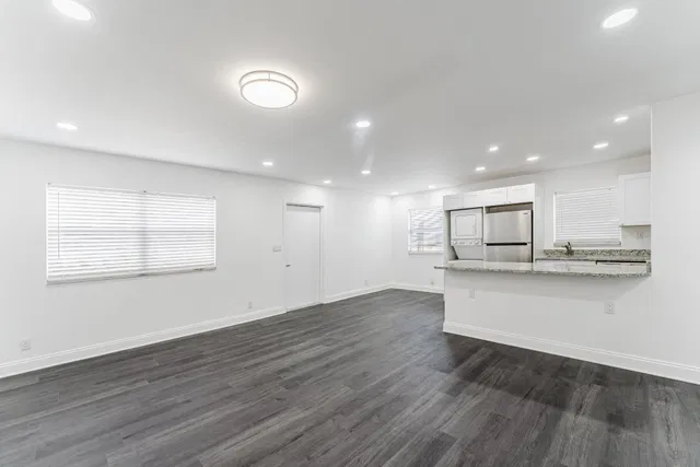  Residence photo 12