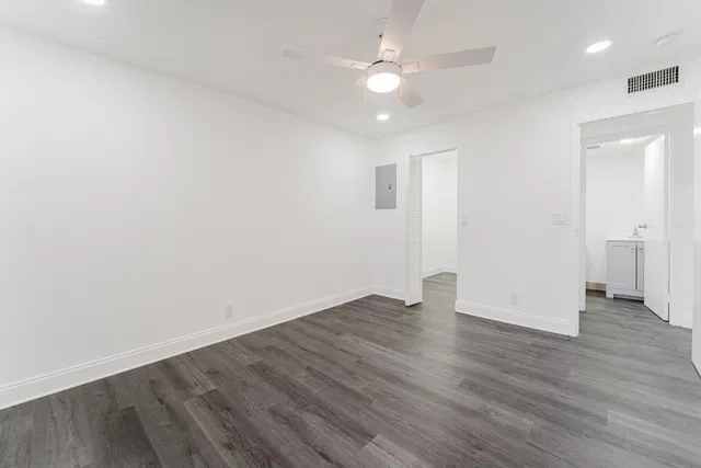  Residence photo 26
