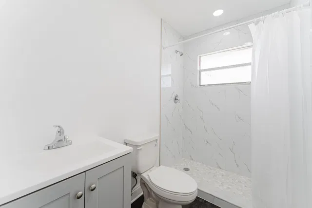  Residence photo 33