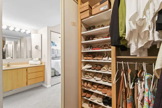 Unit 206 photo 33