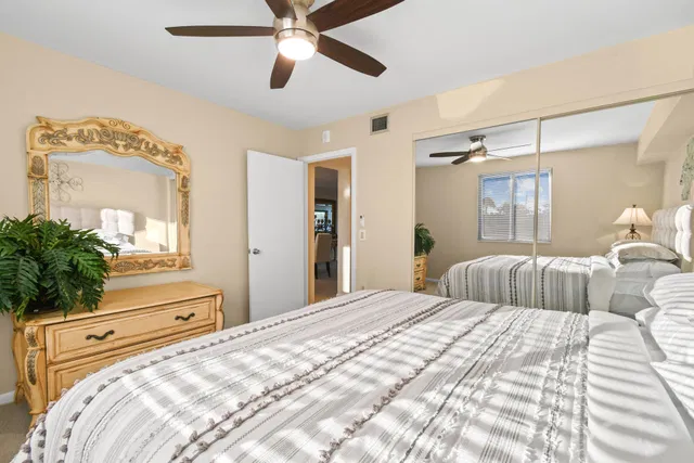 Unit 206 photo 38