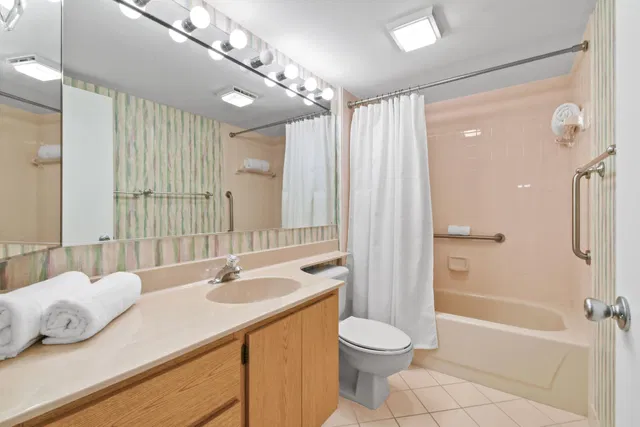 Unit 206 photo 39