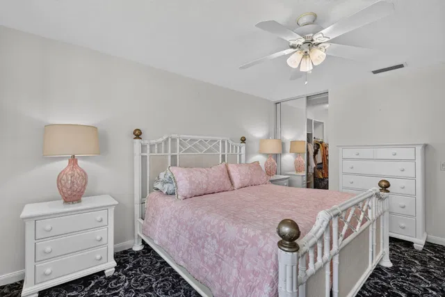 Residence photo 38