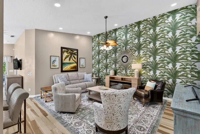 Residence photo 42