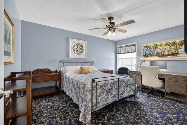 Residence photo 47