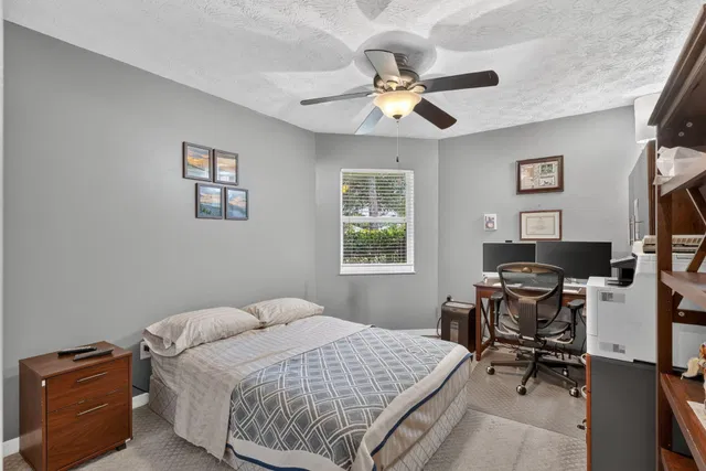  Residence photo 27
