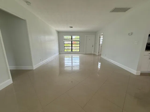 Residence photo 10